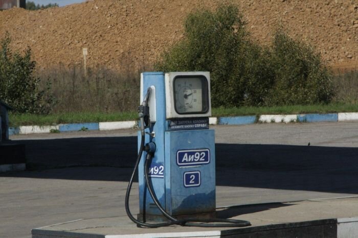 Бензоколонки в России