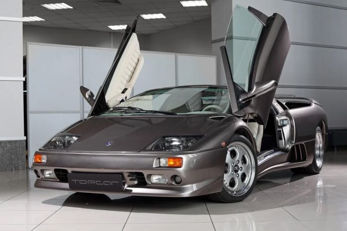 В России выставили на продажу редчайший суперкар Lamborghini Diablo