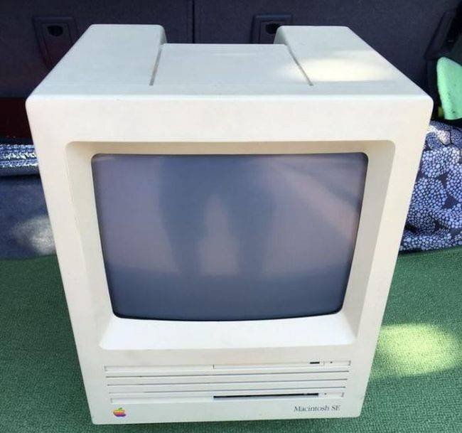 Как выглядело порно на компьютере Macintosh  30-летней давности