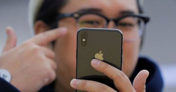 компанию Apple обманули почти на миллион, меняя поддельные iPhone на оригинальные