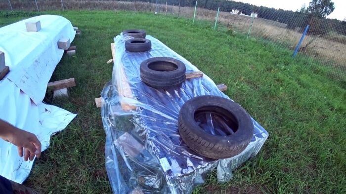Фундамент из автомобильных покрышек за пару часов своими руками